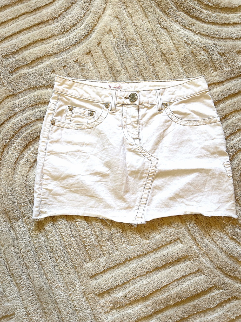 Y2K Vintage Bebe White Denim Mini Skirt Rhinestone Pockets Low Rise Skirt